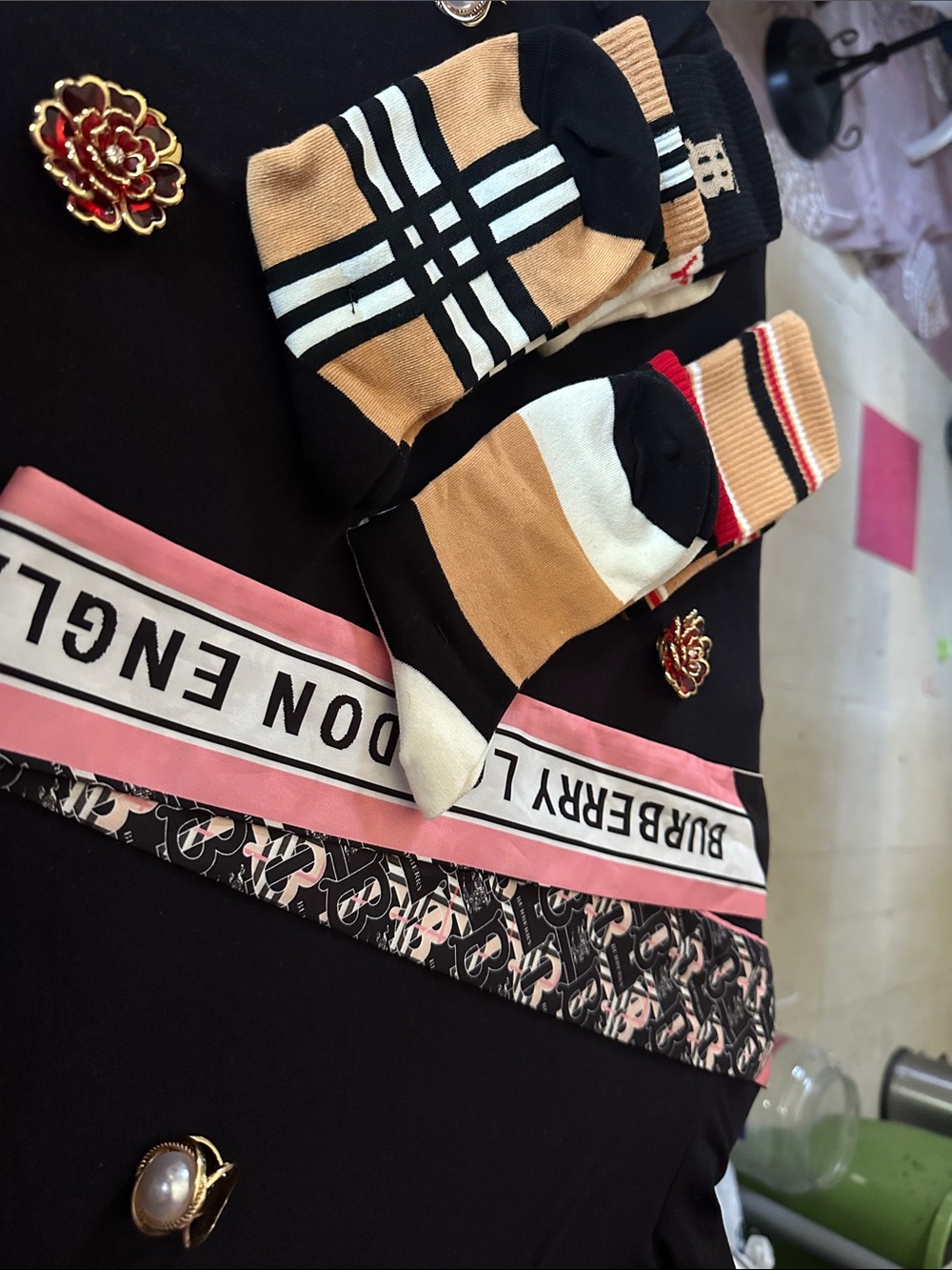 Men's Classic Tan & Black Patterned Socks